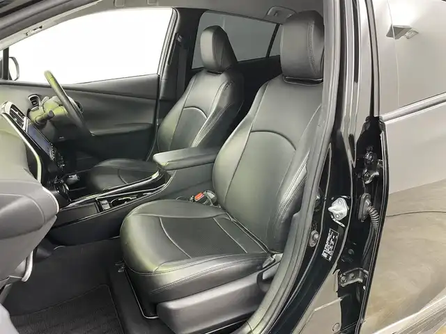 トヨタ プリウス ＰＨＶ A 岡山県 2019(令1)年 6.8万km アティチュードブラックマイカ モデリスタエアロ（F・S・R）/セーフティセンス/ディーラーオプションナビ（NSZT-Y68T）/フルセグTV/Bluetooth/パノラミックビューモニター/革調シートカバー/レーダークルーズ/シートヒーター（運転席・助手席）/パワーシート（運転席）/パーキングサポート/ブラインドスポットモニタリング/LEDオートライト/USB端子・HDMI端子/ビルトインETC/トヨタ純正ホイール