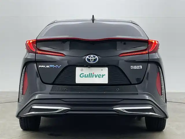 トヨタ プリウス ＰＨＶ A 岡山県 2019(令1)年 6.8万km アティチュードブラックマイカ モデリスタエアロ（F・S・R）/セーフティセンス/ディーラーオプションナビ（NSZT-Y68T）/フルセグTV/Bluetooth/パノラミックビューモニター/革調シートカバー/レーダークルーズ/シートヒーター（運転席・助手席）/パワーシート（運転席）/パーキングサポート/ブラインドスポットモニタリング/LEDオートライト/USB端子・HDMI端子/ビルトインETC/トヨタ純正ホイール