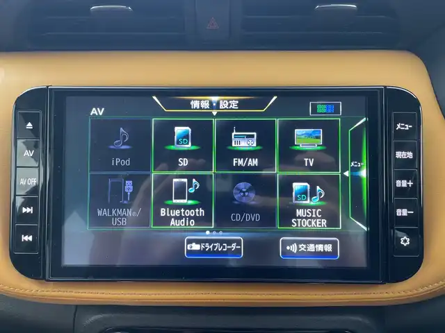 日産 キックス X ツートーンインテリアED 群馬県 2020(令2)年 5.5万km ラディアントレッド/ピュアブラック 2トーン プロパイロット　純正９型ナビ　全周囲カメラ　アダクティブクルーズコントロール　シートヒーター　ハンドルヒーター　衝突被害軽減システム　デジタルインナーミラー　ＬＥＤ　ＥＴＣ　スマートキー　禁煙車