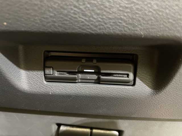 日産 キックス X ツートーンインテリアED 愛媛県 2020(令2)年 5.5万km ラディアントレッド/ピュアブラック 2トーン 純正9インチナビ/フルセグTV　Bluetooth/プロパイロット/アラウンドビューモニター/シートヒーター/ハンドルヒーター/デジタルインナーミラー/電子パーキングブレーキ/ステアリングリモコン/ETC/スマートキー