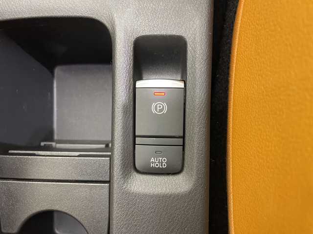 日産 キックス X ツートーンインテリアED 愛媛県 2020(令2)年 5.5万km ラディアントレッド/ピュアブラック 2トーン 純正9インチナビ/フルセグTV　Bluetooth/プロパイロット/アラウンドビューモニター/シートヒーター/ハンドルヒーター/デジタルインナーミラー/電子パーキングブレーキ/ステアリングリモコン/ETC/スマートキー