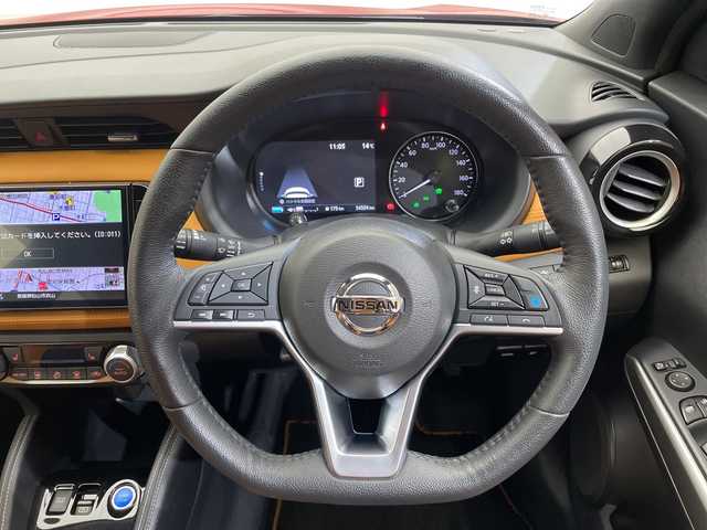 日産 キックス X ツートーンインテリアED 愛媛県 2020(令2)年 5.5万km ラディアントレッド/ピュアブラック 2トーン 純正9インチナビ/フルセグTV　Bluetooth/プロパイロット/アラウンドビューモニター/シートヒーター/ハンドルヒーター/デジタルインナーミラー/電子パーキングブレーキ/ステアリングリモコン/ETC/スマートキー