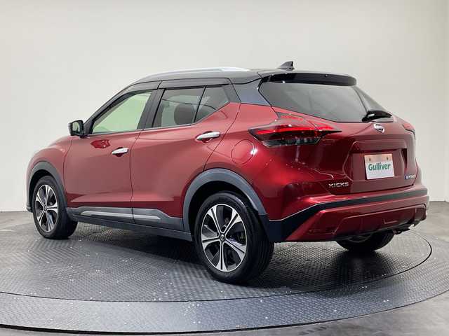 日産 キックス X ツートーンインテリアED 愛媛県 2020(令2)年 5.5万km ラディアントレッド/ピュアブラック 2トーン 純正9インチナビ/フルセグTV　Bluetooth/プロパイロット/アラウンドビューモニター/シートヒーター/ハンドルヒーター/デジタルインナーミラー/電子パーキングブレーキ/ステアリングリモコン/ETC/スマートキー