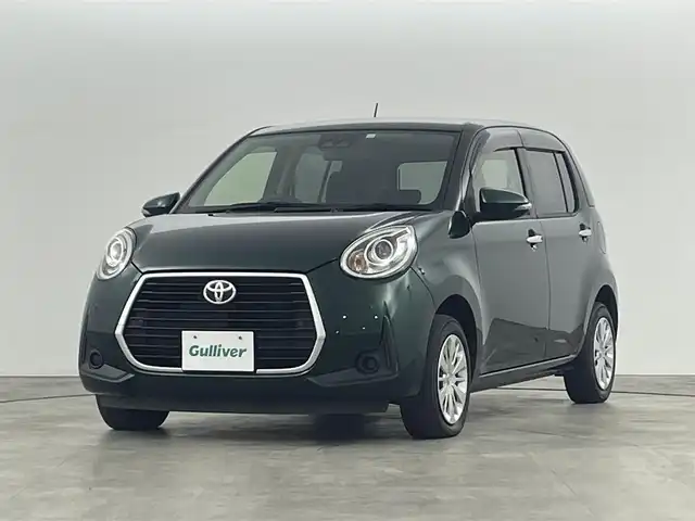 トヨタ パッソ モーダ 福島県 2020(令2)年 3.3万km ダークエメラルドマイカ トヨタセーフティセンス/・プリクラッシュセーフティ/・衝突被害軽減システム/・盗難防止装置/・車線逸脱防止機能/・前後コーナーセンサー/・スマートアシスト/純正7インチSDナビ/・品番：NSCN-W68/・フルセグTV/BT/CD/AM/FM/クルーズコントロール/LEDオートライト/・オートハイビーム/ベンチシート/アイドリングストップ/電動格納ミラー/・ウィンカーミラー/ドアバイザー/純正フロアマット/アイドリングストップ/プッシュスタート/・スマートキー/・スペアキー