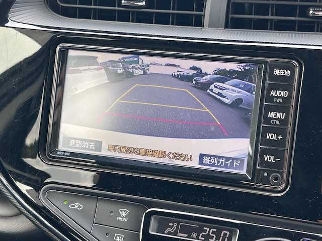 トヨタ アクア S スタイルブラック 大阪府 2020(令2)年 1.2万km ホワイトパールクリスタルシャイン 純正ナビ(BT/ワンセグ)/バックカメラ/プリクラッシュセーフティー/レーンキープアシスト/横滑り防止装置/盗難防止装置/ドライブレコーダー/ビルトインETC/LEDヘッドライト/オートライト/オートマチックハイビーム/純正フロアマット/スペアキー(1本)/プッシュスタート