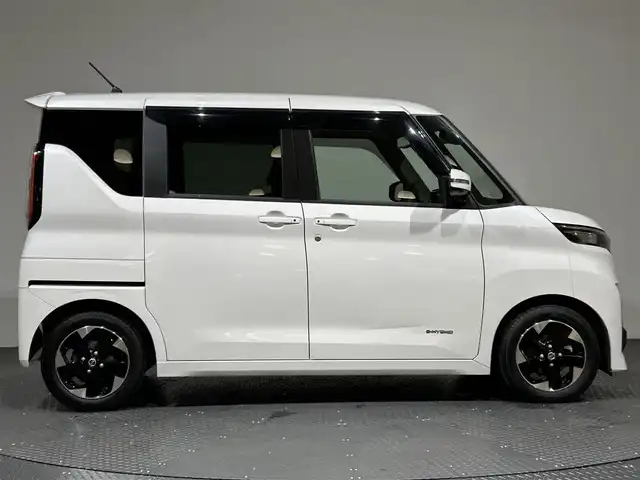 日産 ルークス HWS X プロパイロットED 愛媛県 2021(令3)年 2.4万km ホワイトパール 純正9型ナビ/(Bluetooth/フルセグ)/全周囲カメラ/プロパイロット/両側電動スライド/純正ドライブレコーダー/衝突被害軽減ブレーキ/前後コーナーセンサー/レーンキープアシスト/ビルトインETC/ステアリングスイッチ/オートホールド/ステアリングスイッチ/オートマチックハイビーム/オートライト/スペアキー/取扱説明書/保証書