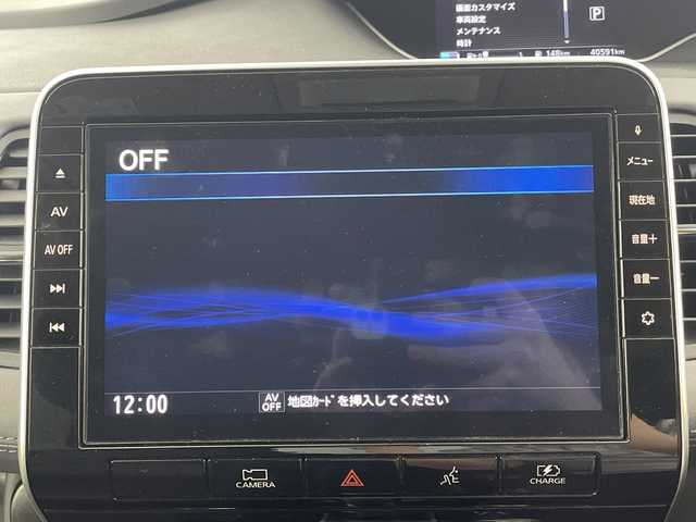日産 セレナ e－パワー ハイウェイスター V 愛知県 2020(令2)年 4.1万km ブリリアントホワイトパール 禁煙車/純正10インチナビ/（CD/DVD/Blu-ray/フルセグTV/Bluetooth）/全方位カメラ/エマージェンシーブレーキ/セーフティシールドスイッチ/ブラインドスポットモニター/クルーズコントロール/クリアランスソナー/ETC/前後ドライブレコーダー/両側パワースライドドア/純正16インチアルミホイール/純正フロアマット/スマートキー/横滑り防止装置/プッシュスタート