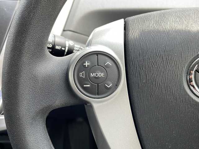 トヨタ プリウス α S 兵庫県 2014(平26)年 3.1万km ホワイトパールクリスタルシャイン アルパイン8型ナビ/CD/DVD/Bluetooth/フルセグTV/バックカメラ/ETC/前後ドライブレコーダー/社外エアロ/社外フロアマット/社外シートカバー/社外20インチAW/ローダウン/ドアバイザー/保証書/取説/スペアキー1本