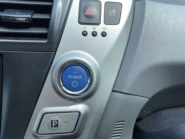 トヨタ プリウス α S 兵庫県 2014(平26)年 3.1万km ホワイトパールクリスタルシャイン アルパイン8型ナビ/CD/DVD/Bluetooth/フルセグTV/バックカメラ/ETC/前後ドライブレコーダー/社外エアロ/社外フロアマット/社外シートカバー/社外20インチAW/ローダウン/ドアバイザー/保証書/取説/スペアキー1本