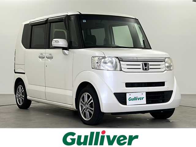 ホンダ Ｎ ＢＯＸ G SSパッケージ 福井県 2013(平25)年 6.5万km プレミアムホワイトパール 社外SDナビ 型式：AVN-V02/（FM/AM/BT/TV/CD/DVD/AUX）/両側パワースライドドア/純正アルミホイール/純正フロアマット/社外ETC/ABS/横滑り防止装置/スマートキー