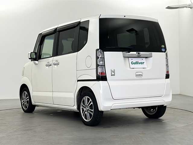ホンダ Ｎ ＢＯＸ G SSパッケージ 福井県 2013(平25)年 6.5万km プレミアムホワイトパール 社外SDナビ 型式：AVN-V02/（FM/AM/BT/TV/CD/DVD/AUX）/両側パワースライドドア/純正アルミホイール/純正フロアマット/社外ETC/ABS/横滑り防止装置/スマートキー