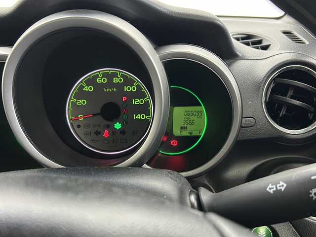 ホンダ Ｎ ＢＯＸ G SSパッケージ 福井県 2013(平25)年 6.5万km プレミアムホワイトパール 社外SDナビ 型式：AVN-V02/（FM/AM/BT/TV/CD/DVD/AUX）/両側パワースライドドア/純正アルミホイール/純正フロアマット/社外ETC/ABS/横滑り防止装置/スマートキー