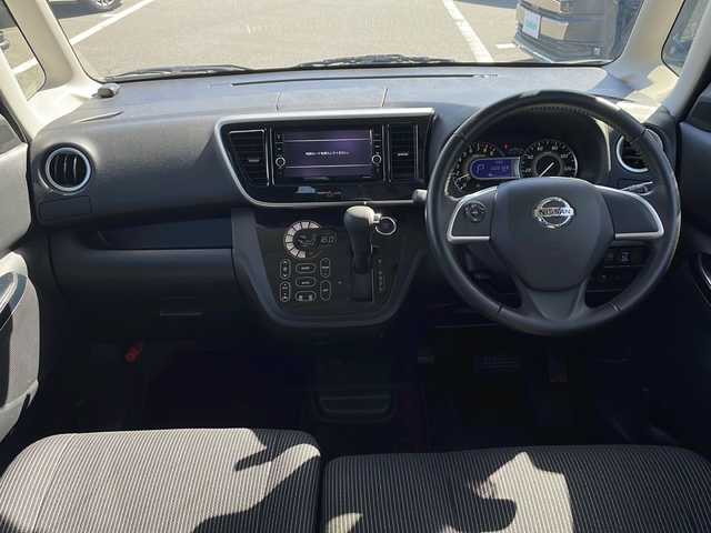 日産 デイズ ルークス ハイウェイスター Xターボ 長野県 2020(令2)年 0.6万km プレミアムオリーブメタリック ターボ/インテリジェントエマージェンシーブレーキ/車線逸脱警報/踏み間違い衝突防止アシスト/ハイビームアシスト/コーナーセンサー/アラウンドビューモニター/純正ナビ【MM319D-W】/(CD/DVD/フルセグTV/BT)/ドライブレコーダー/ETC/片側パワースライドドア/革巻きステアリング/ステアリングスイッチ/LEDヘッドライト/フォグランプ/オートライト/スマートキー/Pスタート/電動格納ミラー/ナノイー付リアリーシングファン/サンシェード（後席）/純正フロアマット/純正14インチAW