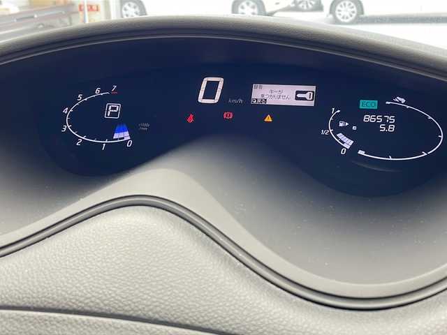 日産 セレナ ハイウェイスター Sエディション 沖縄県 2016(平28)年 8.7万km ダイヤモンドブラック 純正ナビ(ＭＣ３１５Ｄ－Ｗ)/(Ｂｌｕｅｔｏｏｔｈ　フルセグＴＶ　ＣＤ　ＤＶＤ　ＡＭ　ＦＭ)　/バックカメラ　/片側パワースライドドア　/ＵＳＢ入力端子　/ＥＴＣ　/クルーズコントロール/スマートキー　/スペアキー/ステアリングスイッチ　/オートライト/純正フロアマット　/電動格納ミラー/純正アルミホイール/サンシェード