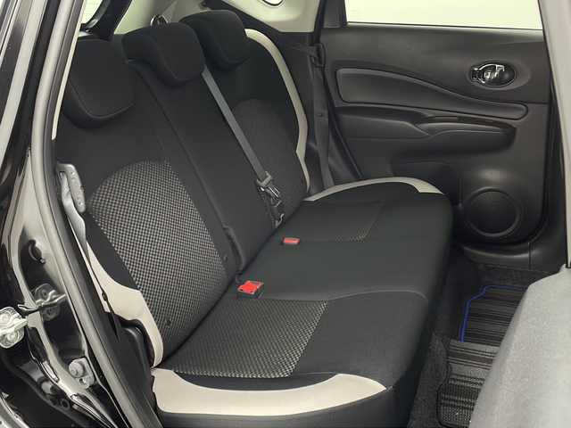 日産 ノート e－パワー X Vセレクション 三重県 2020(令2)年 3.9万km スーパーブラック 禁煙車　/純正7型ナビ（MM319D-W）/・CD・DVD・AM・FM・BT・フルセグTV・ipod/インテリジェントアラウンドビューモニター/インテリジェントルームミラー/エマージェンシーブレーキ/レーンキープ/レーダークルーズコントロール/前後コーナーセンサー/オートハイビーム/LEDヘッドライト/ステアリングスイッチ/純正フロアマット/純正16インチアルミ/前後ドラレコ/ETC/スマートキー/ドアバイザー
