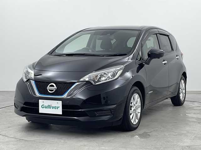 日産 ノート e－パワー X Vセレクション 三重県 2020(令2)年 3.9万km スーパーブラック 禁煙車　/純正7型ナビ（MM319D-W）/・CD・DVD・AM・FM・BT・フルセグTV・ipod/インテリジェントアラウンドビューモニター/インテリジェントルームミラー/エマージェンシーブレーキ/レーンキープ/レーダークルーズコントロール/前後コーナーセンサー/オートハイビーム/LEDヘッドライト/ステアリングスイッチ/純正フロアマット/純正16インチアルミ/前後ドラレコ/ETC/スマートキー/ドアバイザー
