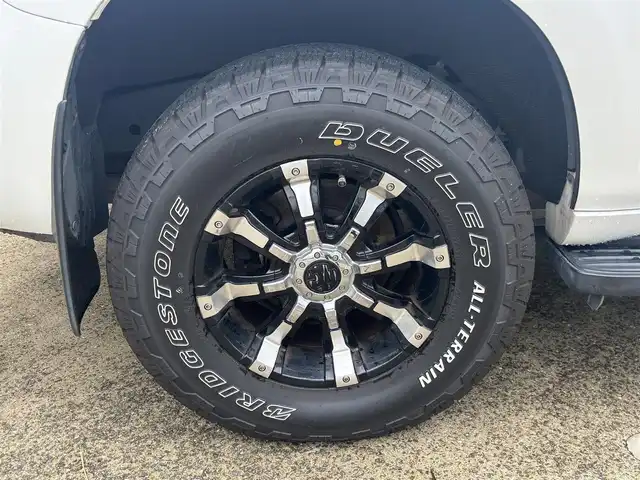 トヨタ ランドクルーザー プラド TX Lパッケージ 長崎県 2014(平26)年 13.1万km ホワイトパールクリスタルシャイン 11型フローティングナビ/(CD/DVD/BT/フルセグ)/バックカメラ/クルーズコントロール/ビルトインETC/黒レザーシート/パワーシート/シートヒーター/スマートキー/プッシュスタート/ドライブレコーダー/社外17インチAW/オートライト/フォグランプ