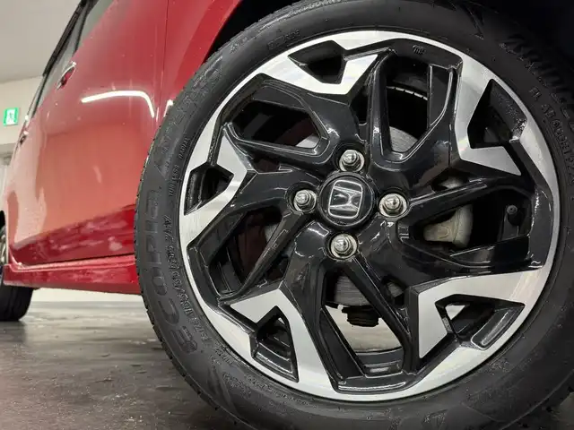ホンダ Ｎ ＷＧＮ カスタム Lターボ ホンダS 三重県 2020(令2)年 3.9万km ミラノレッド ガソリン・ターボ/FF/MTモード付インパネCVT/純正 8インチナビ VXU-207NBi/（CD/DVD/RADIO/TV/SD/MusicRack/USB/iPod/Bluetooth/AppleCarPlay）/バックカメラ/ドライブレコーダー 前後（ナビ連動）/ビルトイン ETC/Honda SENSING/・衝突軽減ブレーキ［CMBS］/・車線維持支援システム［LKAS］/・アダプティブクルーズコントロール［ACC］/・路外逸脱抑制機能/・先行車発進お知らせ機能/・標識認識機能/・パーキングセンサーシステム/・装備/・シートヒーター（D）/・オートエアコン/・オートライト/・LEDヘッドライト/・オートハイビーム/・パドルシフト/・電子パーキングブレーキ＆ブレーキホールド機能/・USBジャック（充電用（2.5A高速充電対応）x2、入力用x1）/・電動格納ドアミラー（ウインカー付）/・純正 15inAW/・スマートキーx2/・保/取/ナビ取/など
