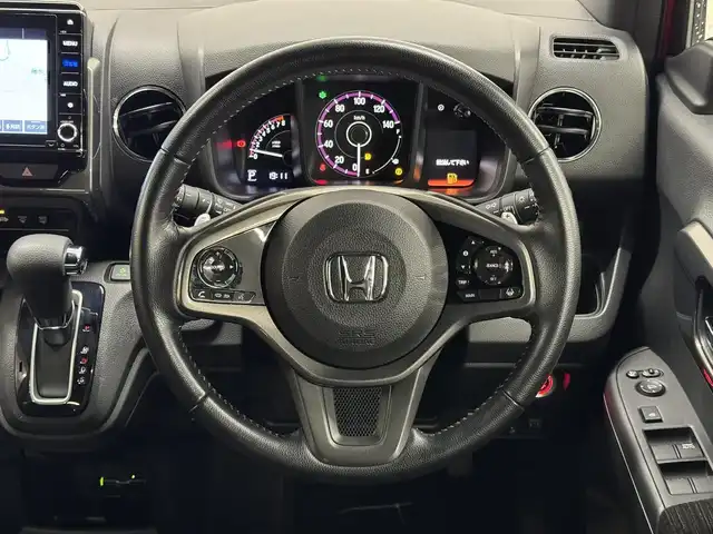 ホンダ Ｎ ＷＧＮ カスタム Lターボ ホンダS 三重県 2020(令2)年 3.9万km ミラノレッド ガソリン・ターボ/FF/MTモード付インパネCVT/純正 8インチナビ VXU-207NBi/（CD/DVD/RADIO/TV/SD/MusicRack/USB/iPod/Bluetooth/AppleCarPlay）/バックカメラ/ドライブレコーダー 前後（ナビ連動）/ビルトイン ETC/Honda SENSING/・衝突軽減ブレーキ［CMBS］/・車線維持支援システム［LKAS］/・アダプティブクルーズコントロール［ACC］/・路外逸脱抑制機能/・先行車発進お知らせ機能/・標識認識機能/・パーキングセンサーシステム/・装備/・シートヒーター（D）/・オートエアコン/・オートライト/・LEDヘッドライト/・オートハイビーム/・パドルシフト/・電子パーキングブレーキ＆ブレーキホールド機能/・USBジャック（充電用（2.5A高速充電対応）x2、入力用x1）/・電動格納ドアミラー（ウインカー付）/・純正 15inAW/・スマートキーx2/・保/取/ナビ取/など