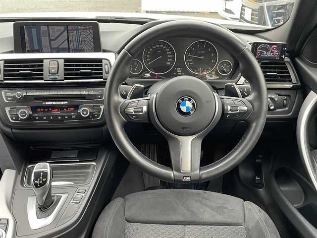 ＢＭＷ ３２８ｉ Mスポーツ 神奈川県 2012(平24)年 5.5万km アルピンホワイトⅢ 純正HDDナビ/CD /DVD /MSV /BT /フルセグ/ミラー内蔵ETC/バックカメラ/Mスポーツステアリング/Mスポーツスカッフプレート/ビルシュタイン車高調/BBS18インチアルミ/ブレンボキャリパー・ディスク/ステンメッシュブレーキホース/next innovationフロントリップ/サイドスポイラー/社外リアンダーカバー/M3用トランクスポイラー/ナギサオート　スタビリンク/ARCタワーバー/フロント2点　リア1点/COX前後ボディダンパー/CPMロアメンバー補強パーツ/LEDルームランプ/レムスマフラー/ユピテル　ドラレコ連動レーダー/HIDヘッドライト/オートライト/HIDフォグ/スマートキー×2/新車時保証書/取扱説明書