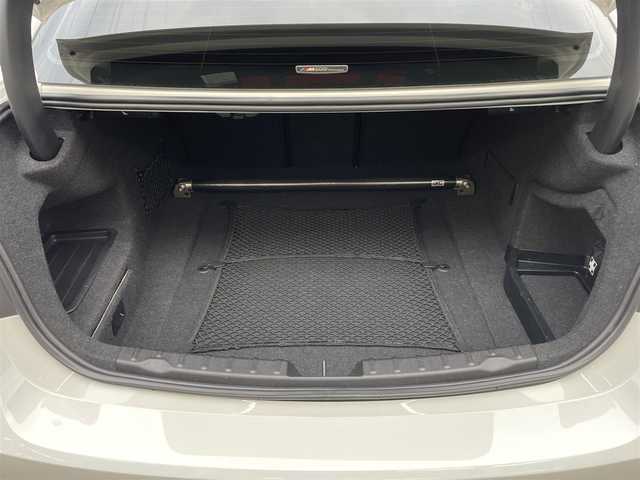 ＢＭＷ ３２８ｉ Mスポーツ 神奈川県 2012(平24)年 5.5万km アルピンホワイトⅢ 純正HDDナビ/CD /DVD /MSV /BT /フルセグ/ミラー内蔵ETC/バックカメラ/Mスポーツステアリング/Mスポーツスカッフプレート/ビルシュタイン車高調/BBS18インチアルミ/ブレンボキャリパー・ディスク/ステンメッシュブレーキホース/next innovationフロントリップ/サイドスポイラー/社外リアンダーカバー/M3用トランクスポイラー/ナギサオート　スタビリンク/ARCタワーバー/フロント2点　リア1点/COX前後ボディダンパー/CPMロアメンバー補強パーツ/LEDルームランプ/レムスマフラー/ユピテル　ドラレコ連動レーダー/HIDヘッドライト/オートライト/HIDフォグ/スマートキー×2/新車時保証書/取扱説明書