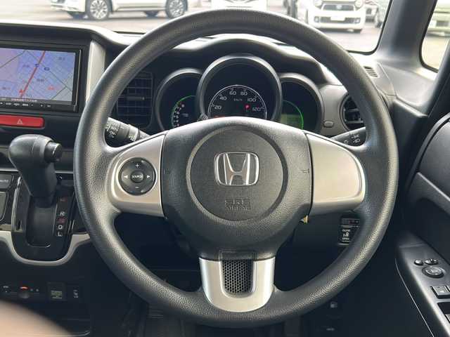 ホンダ Ｎ ＢＯＸ G SSパッケージ 茨城県 2016(平28)年 5.7万km プレミアムディープモカパール 社外メモリナビ【CN-RS02D】/(地デジTV・CD・DVD・BT・ラジオ再生)/片側パワースライドドア/シートヒーター/ETC/バックカメラ/フロアマット