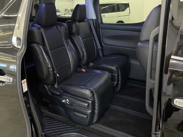 トヨタ ヴェルファイア Z Aエディション 長崎県 2018(平30)年 3.6万km ブラック アルパイン11インチメモリナビ/（フルセグ/CD/DVD/BTA）/ダブルムーンルーフ/トヨタセーフティーセンス/・プリクラッシュセーフティ/・レーントレーシングアシスト/・レーダークルーズコントロール/・オートマチックハイビーム/・ロードサインアシスト/・インテリジェントクリアランスソナー/ブレーキホールド/D.A.D 20インチアルミホイール/D.A.D シートカバー/LEDヘッドライト/両側パワースライドドア/ドライブレコーダー前後/ETC/ステアリングスイッチ/nanoe/オットマン/電動格納ミラー