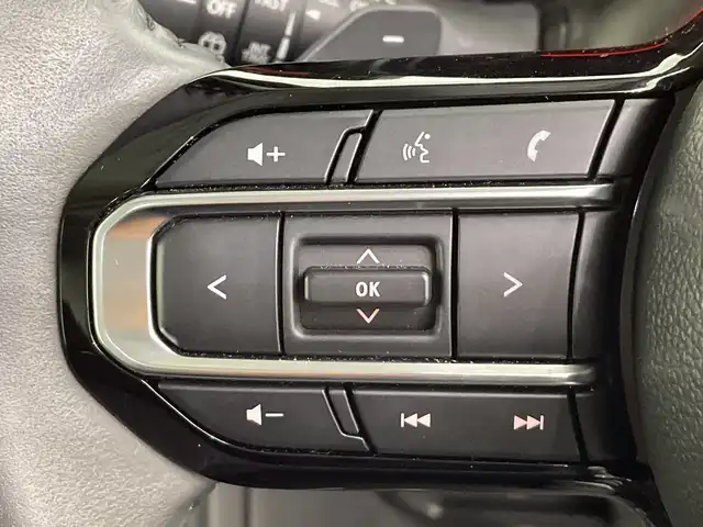 スズキ スペーシア ギア HYBRID XZターボ 栃木県 2024(令6)年 0.6万km モスグレーメタリック 純正ナビ/　（フルセグTV/Bluetooth//                   AppleCarplay/AndroidAuto）/バックカメラ/全方位カメラ/スズキセーフティサポート/・デュアルセンサーブレーキサポートII/・誤発進抑制機能/・車線逸脱抑制機能/・車線逸脱警報機能/・ふらつき警報機能/・低速時ブレーキサポート/・発進お知らせ機能/・標識認識機能/・ハイビームアシスト/コーナーセンサー/ETC/シートヒーター/禁煙車/オートライト/LEDヘッドライト/スマートキー/プッシュスタート/アイドリングストップ/ステアリングスイッチ/純正AW/純正フロアマット