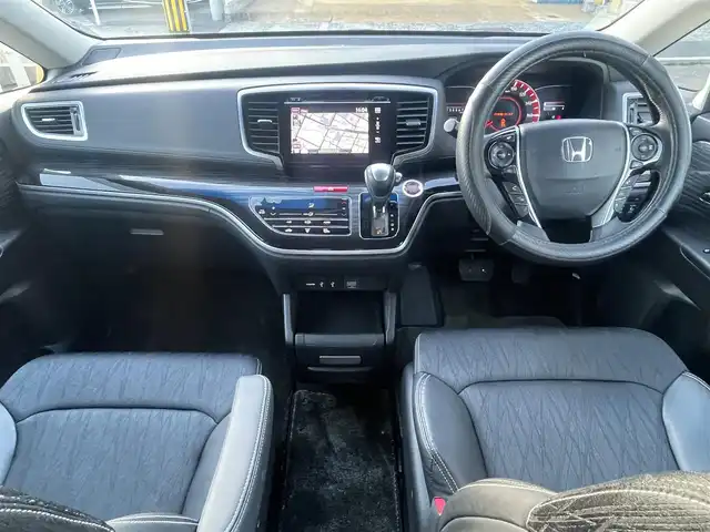 ホンダ オデッセイ アブソルート 島根県 2015(平27)年 7.2万km ホワイトオーキッドパール 純正ＳＤナビ・フルセグTV/ＤＶＤ再生・Ｂｌｕｅｔｏｏｔｈ　/純正フリップダウンモニター　/バックカメラ/ビルトインＥＴＣ　/両側パワースライドドア　/アダプティブクルーズコントロール　/衝突軽減ブレーキ　/レーンアシスト　/純正LEDヘッドライト/純正アルミホイール/純正フロアマット