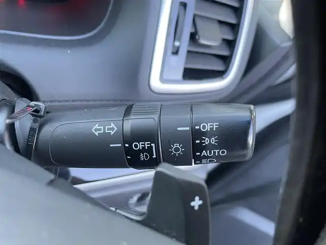 ホンダ オデッセイ アブソルート 島根県 2015(平27)年 7.2万km ホワイトオーキッドパール 純正ＳＤナビ・フルセグTV/ＤＶＤ再生・Ｂｌｕｅｔｏｏｔｈ　/純正フリップダウンモニター　/バックカメラ/ビルトインＥＴＣ　/両側パワースライドドア　/アダプティブクルーズコントロール　/衝突軽減ブレーキ　/レーンアシスト　/純正LEDヘッドライト/純正アルミホイール/純正フロアマット