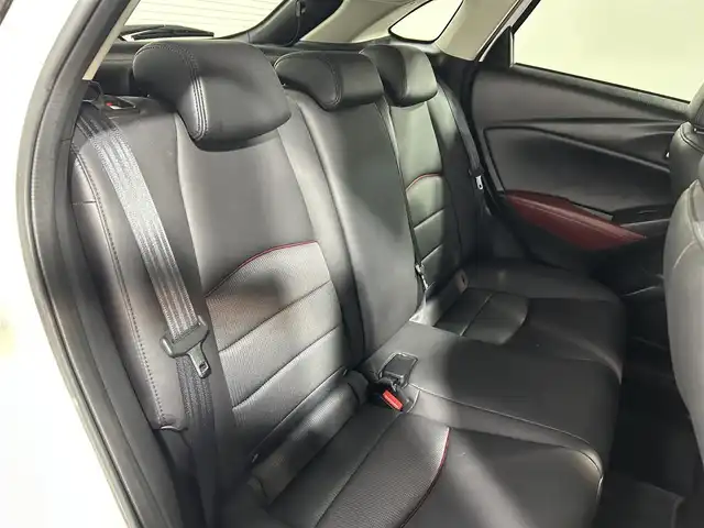 マツダ ＣＸ－３ XD ツーリング 大阪府 2015(平27)年 4.3万km クリスタルホワイトパールマイカ 黒革シート 純正ナビ(フルセグ/DVD再生/Bluetooth) Bカメラ ETC 衝突軽減 クルコン BSM アイドリングストップ オートライト スマートキー プッシュスタート ドラレコ