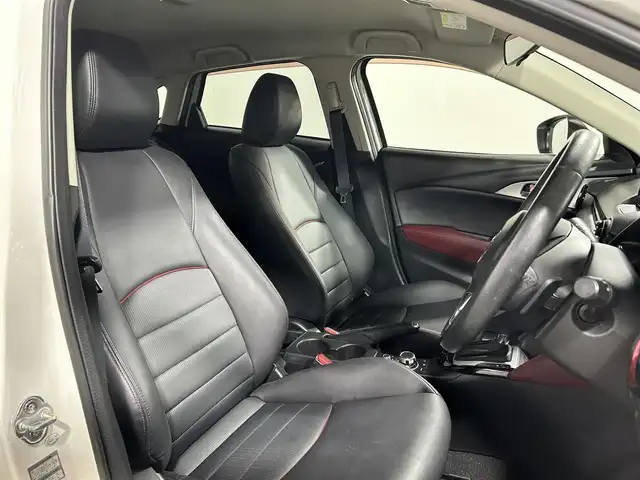マツダ ＣＸ－３ XD ツーリング 大阪府 2015(平27)年 4.3万km クリスタルホワイトパールマイカ 黒革シート 純正ナビ(フルセグ/DVD再生/Bluetooth) Bカメラ ETC 衝突軽減 クルコン BSM アイドリングストップ オートライト スマートキー プッシュスタート ドラレコ