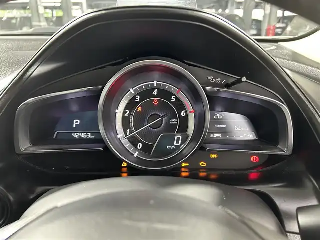 マツダ ＣＸ－３ XD ツーリング 大阪府 2015(平27)年 4.3万km クリスタルホワイトパールマイカ 黒革シート 純正ナビ(フルセグ/DVD再生/Bluetooth) Bカメラ ETC 衝突軽減 クルコン BSM アイドリングストップ オートライト スマートキー プッシュスタート ドラレコ