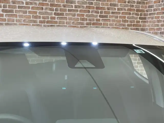 トヨタ アクア X 岩手県 2022(令4)年 3.2万km クリアベージュメタリック ４WD/寒冷地仕様/クルーズコントロール/レーンアシスト/バックカメラ/純正ナビ（Bluetooth USB フルセグ AppleCarPlay AndroidAuto）/アイドリングストップ/AC100V1500W/車両接近通報装置/横滑り防止装置/LEDヘッドライト/オートハイビーム/社外１５インチアルミホイール/ステアリングスイッチ/ヘッドライトレベライザー/スペアキー
