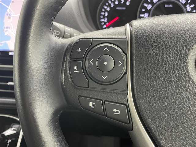 トヨタ ヴォクシー ZS 煌Ⅱ 岡山県 2020(令2)年 5.2万km ブラック 純正９インチナビ/【Bluetooth/フルセグTV/CD/DVD】/１２．１インチフリップダウンモニター/TVキャンセラー/セーフティセンスC/　・プリクラッシュセーフティ/　・レーンディパーチャーアラート/　・オートマチックハイビーム/ビルトインＥＴＣ/ＬＥＤヘッドライト＆LＥＤフォグランプ/クルーズコントロール/バックカメラ/両側電動スライドドア/コーナーセンサー（前後）/ＩＳＯＦＩＸ/後席サンシェイド/ステアリングスイッチ/チルトステアリング/シートリフター/シートバックテーブル/新車保証書/取扱説明書/スペアキー×1