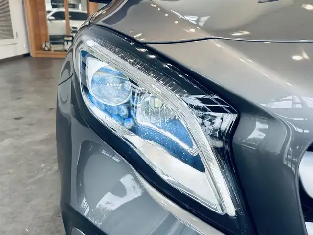 メルセデス・ベンツ ＧＬＡ２２０ 4マチック 大阪府 2017(平29)年 4.2万km マウンテングレー レーダーセーフティP/純正ナビ/TV/バックカメラ/applecarplay/ACC/純正18インチAW/LEDヘッドライト/電動リアゲート/クリアランスソナー/ブラインドスポット/黒革/シートヒーター/パドルシフト/ルーフレール/スマートキー/ETC/ドラレコ