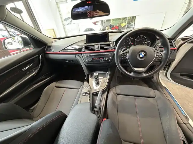 ＢＭＷ ３２０ｄ スポーツ 大阪府 2015(平27)年 11.5万km 白 純正ナビ/バックカメラ/パワーシート/Dシートメモリ/クリアランスソナー/社外16インチAW/純正AW有/ACC