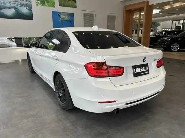 ＢＭＷ ３２０ｄ スポーツ 大阪府 2015(平27)年 11.5万km 白 純正ナビ/バックカメラ/パワーシート/Dシートメモリ/クリアランスソナー/社外16インチAW/純正AW有/ACC