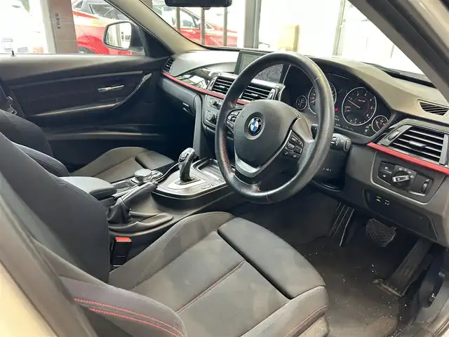 ＢＭＷ ３２０ｄ スポーツ 大阪府 2015(平27)年 11.5万km 白 純正ナビ/バックカメラ/パワーシート/Dシートメモリ/クリアランスソナー/社外16インチAW/純正AW有/ACC