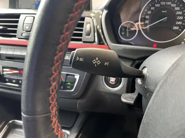 ＢＭＷ ３２０ｄ スポーツ 大阪府 2015(平27)年 11.5万km 白 純正ナビ/バックカメラ/パワーシート/Dシートメモリ/クリアランスソナー/社外16インチAW/純正AW有/ACC