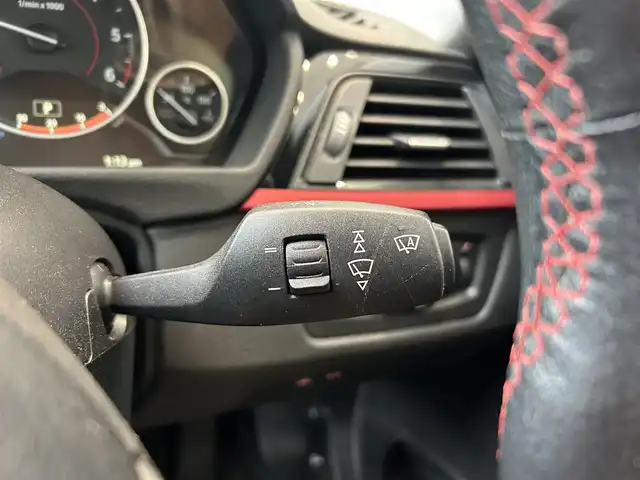 ＢＭＷ ３２０ｄ スポーツ 大阪府 2015(平27)年 11.5万km 白 純正ナビ/バックカメラ/パワーシート/Dシートメモリ/クリアランスソナー/社外16インチAW/純正AW有/ACC