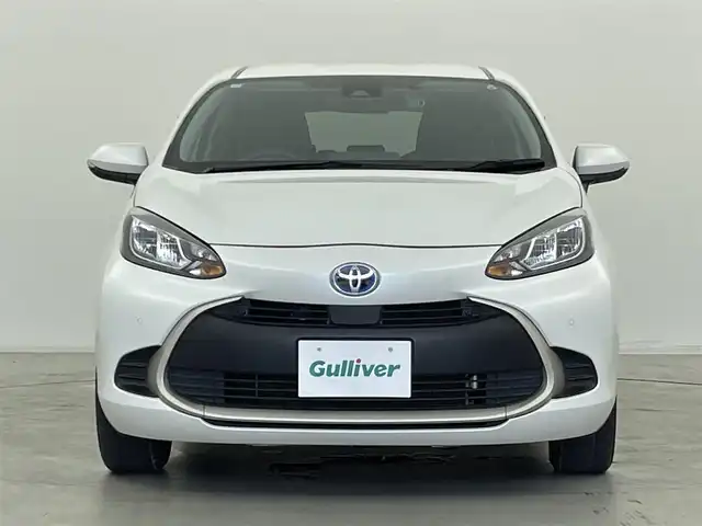 トヨタ アクア G 群馬県 2021(令3)年 6万km プラチナホワイトパールマイカ 純正7インチディスプレイオーディオ/・AM/FM/USB/Bluetooth/AppleCarPlay/AndroidAuto/バックカメラ/トヨタセーフティセンス/・プリクラッシュセーフティシステム/・レーントレーシングアシスト/・オートマチックハイビーム/・レーダークルーズコントロール(全車速追従機能付)/先行車発進告知機能/ロードサインアシスト/パーキングサポートブレーキ/前方ドライブレコーダー/AC100V電源/プッシュスタート/スマートキー