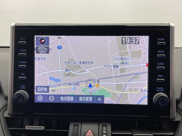 トヨタ ＲＡＶ４ ＰＨＶ ブラックトーン 栃木県 2020(令2)年 1.1万km アティチュードブラックマイカ/ダークブルーマイカメタリック 2トーン 純正ナビ/（Bluetooth/USB/HDMI）/バックカメラ/全方位カメラ/トヨタセーフティセンス/・プリクラッシュセーフティ/・レーントレーシングアシスト/・レーンディパーチャーアラート/・ロードサインアシスト/・レーダークルーズコントロール/・オートマチックハイビーム/・先行車発進アラーム/・プロアクティブドライビングアシスト/・レーンチェンジアシスト/・緊急時操舵支援/コーナーセンサー/ビルトインETC/前後ドライブレコーダー/前席メモリー機能付きパワーシート/前席シートヒーター/前席シートベンチレーション/禁煙車/デジタルインナーミラー/ヘッドアップディスプレイ/LEDヘッドライト/ワイヤレス充電/AC100V電源/充電ケーブルあり/スマートキー/プッシュスタート/ステアリングスイッチ/純正AW/純正フロアマット