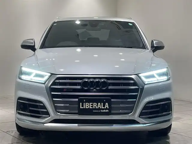 アウディ ＳＱ５ 愛知県 2018(平30)年 3.8万km グレイシアホワイトメタリック マトリクスＬＥＤ　/バーチャルコクピット　/アシスタンスＰＫＧ　/エンブレムブラック　/ＭＭＩナビゲーション　/Ｂｌｕｅｔｏｏｔｈ　/バックカメラ　/アウディプレセンス/ＡＣＣ　/ＬＫＡ　/ＬＤＷ　/ＢＳＭ　/ドライブレコーダー/ETC２．０/プッシュスタート/アイドリングストップ/ウィンカーミラー