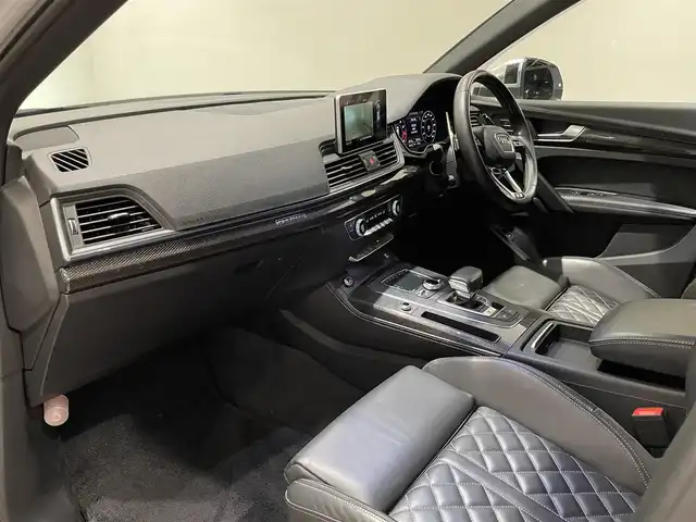 アウディ ＳＱ５ 愛知県 2018(平30)年 3.8万km グレイシアホワイトメタリック マトリクスＬＥＤ　/バーチャルコクピット　/アシスタンスＰＫＧ　/エンブレムブラック　/ＭＭＩナビゲーション　/Ｂｌｕｅｔｏｏｔｈ　/バックカメラ　/アウディプレセンス/ＡＣＣ　/ＬＫＡ　/ＬＤＷ　/ＢＳＭ　/ドライブレコーダー/ETC２．０/プッシュスタート/アイドリングストップ/ウィンカーミラー
