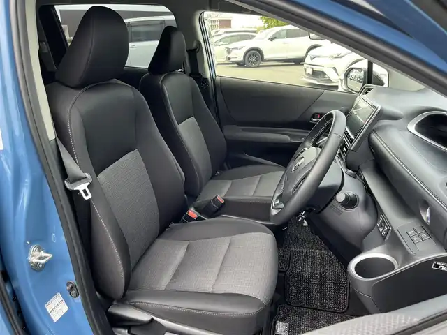 トヨタ シエンタ ハイブリッド G セーフティエディションⅡ 奈良県 2021(令3)年 1.5万km グレイッシュブルー 純正9インチナビ（NSZT-Y68T）/（フルセグ/BT/CD/DVD）/レーダークルーズコントロール/バックカメラ/前後コーナーセンサー/プリクラッシュセーフティ/レーンキープアシスト/両側パワースライドドア/前席シートヒーター/前方ドライブレコーダー/ETC/オートライト/ステアリングスイッチ/ADVAN Racing17インチAW