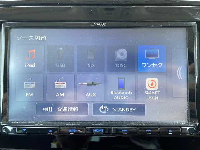 トヨタ プリウス E 兵庫県 2020(令2)年 4.5万km スーパーホワイトⅡ 社外SDナビ/(CD/BT/AM/FM)/ワンセグテレビ/レーダークルーズコントロール/ドアバイザー/プッシュスタート/ETC/オートライト/オートハイビーム/ステアリングスイッチ/純正ホイールキャップ付きサマータイヤ
