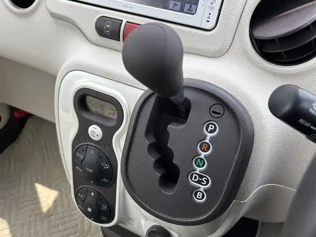 トヨタ ポルテ F 宮城県 2012(平24)年 1.8万km ホワイトパールクリスタルシャイン ＳＤナビ/・ワンセグＴＶ／Ｂｌｕｅｔｏｏｔｈ・DVD/スマートキー/バックカメラ/ドライブレコーダー/ＥＴＣ/片側パワースライド/オートライト/電動格納ミラー