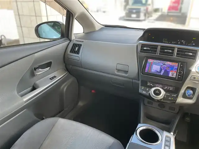 トヨタ プリウス α G 愛知県 2012(平24)年 13.7万km ホワイトパールクリスタルシャイン /当店買取/禁煙/1オーナー/5人乗り//純正ナビNHZD-W62G//HDD/CD/フルセグTV/SD/ Bluetooth//バックカメラ//LEDヘッド/Aライト//クルーズコントロール//カーテンエアバック//ビルトインETC//リヤスポ//保証書/取説/スペアキー//純正Fマット/ドアバイザー//H25/26/28/29/30/31年//R/1/2/3/4/5/6/7年ディーラー記録簿あり