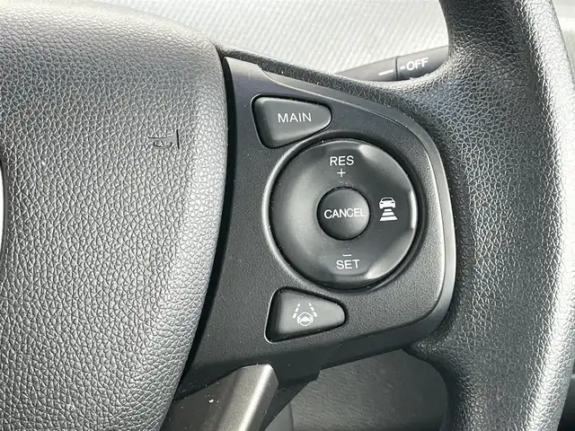 ホンダ フリード＋ G ホンダセンシング 千葉県 2018(平30)年 5.7万km ルナシルバーM 純正ナビ/バックカメラ/両側パワースライドドア　/ビルトインＥＴＣ/クルーズコントロール/衝突被害軽減ブレーキ/レーンキープアシスト/横滑り防止装置/ステアリングスイッチ/電格ミラー/ドアバイザー